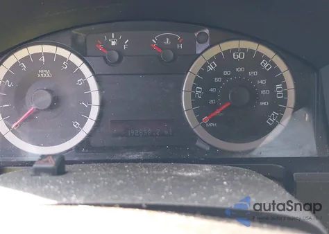 2012 Ford Escape Xlt z USA, uszkodzony, nr VIN 1FMCU0DG2CKB56800